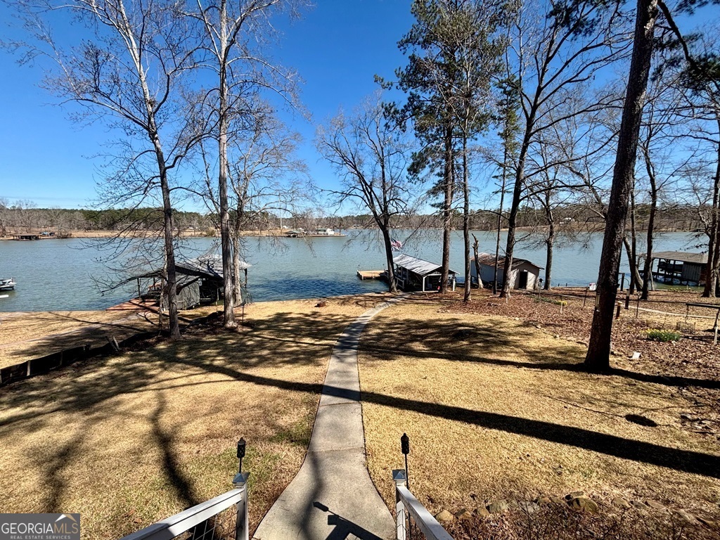 287 Foxglove Property Photo 2