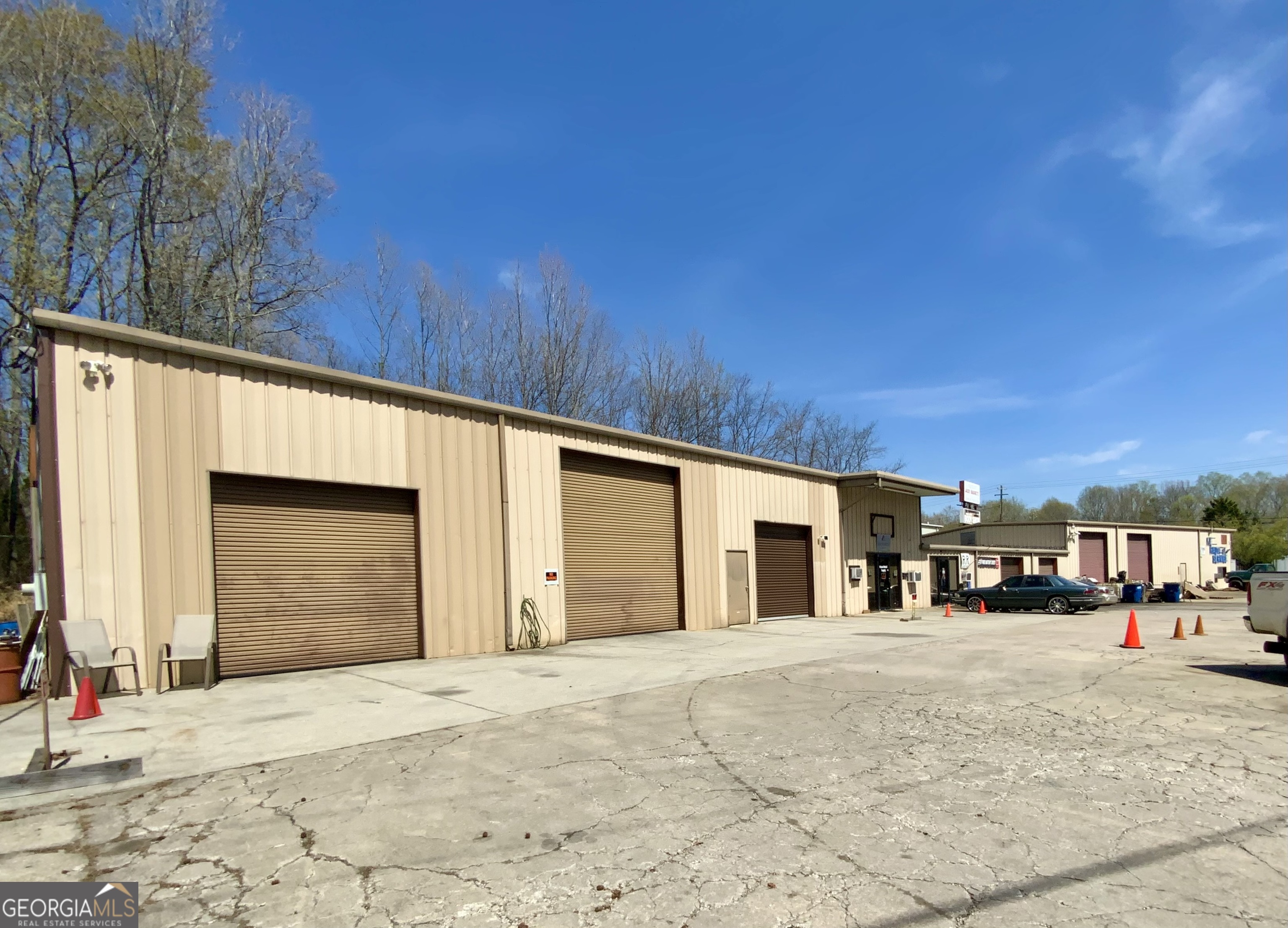 8789 Property Photo 2