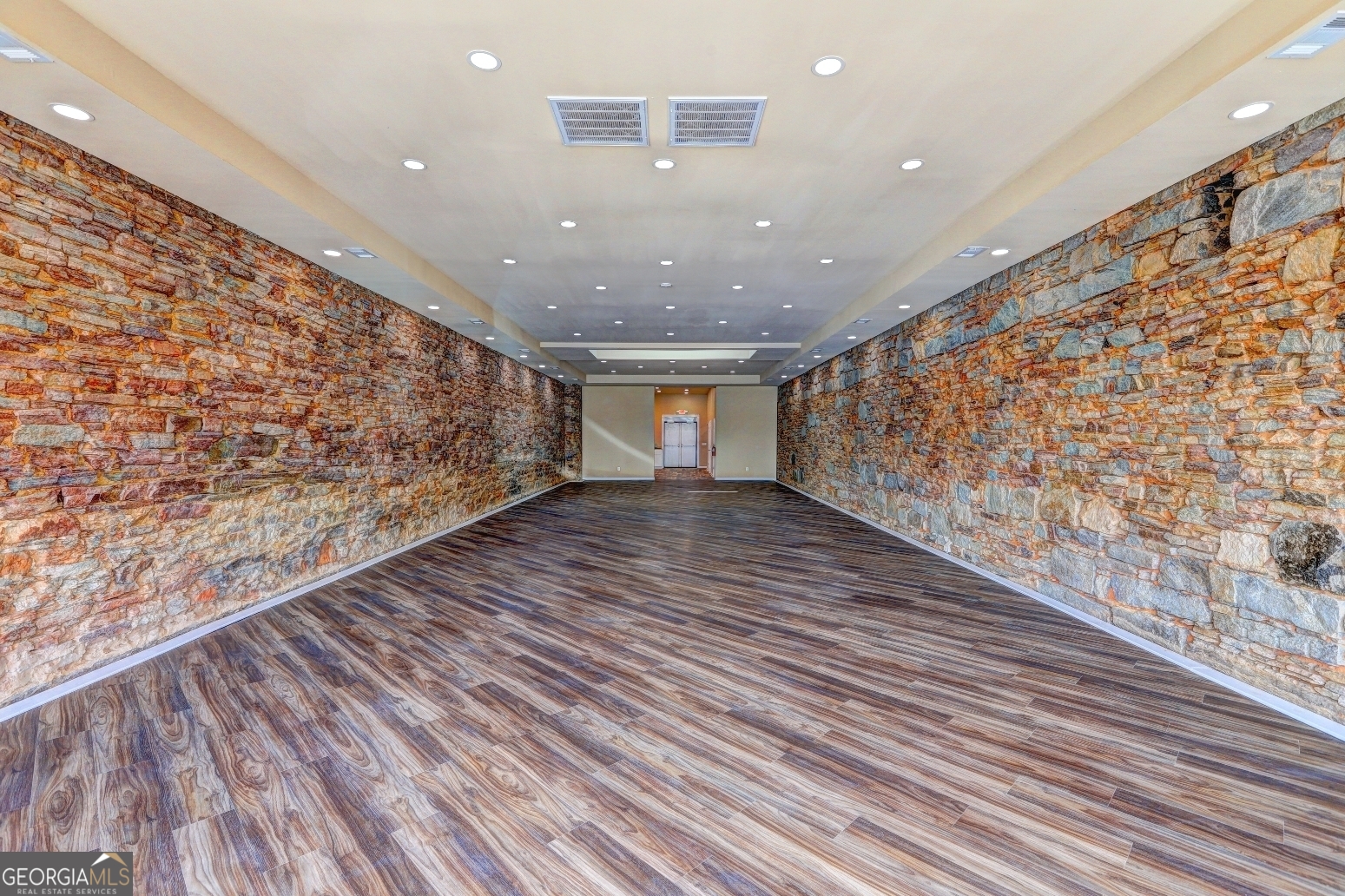 15 Market Street Property Photo 5