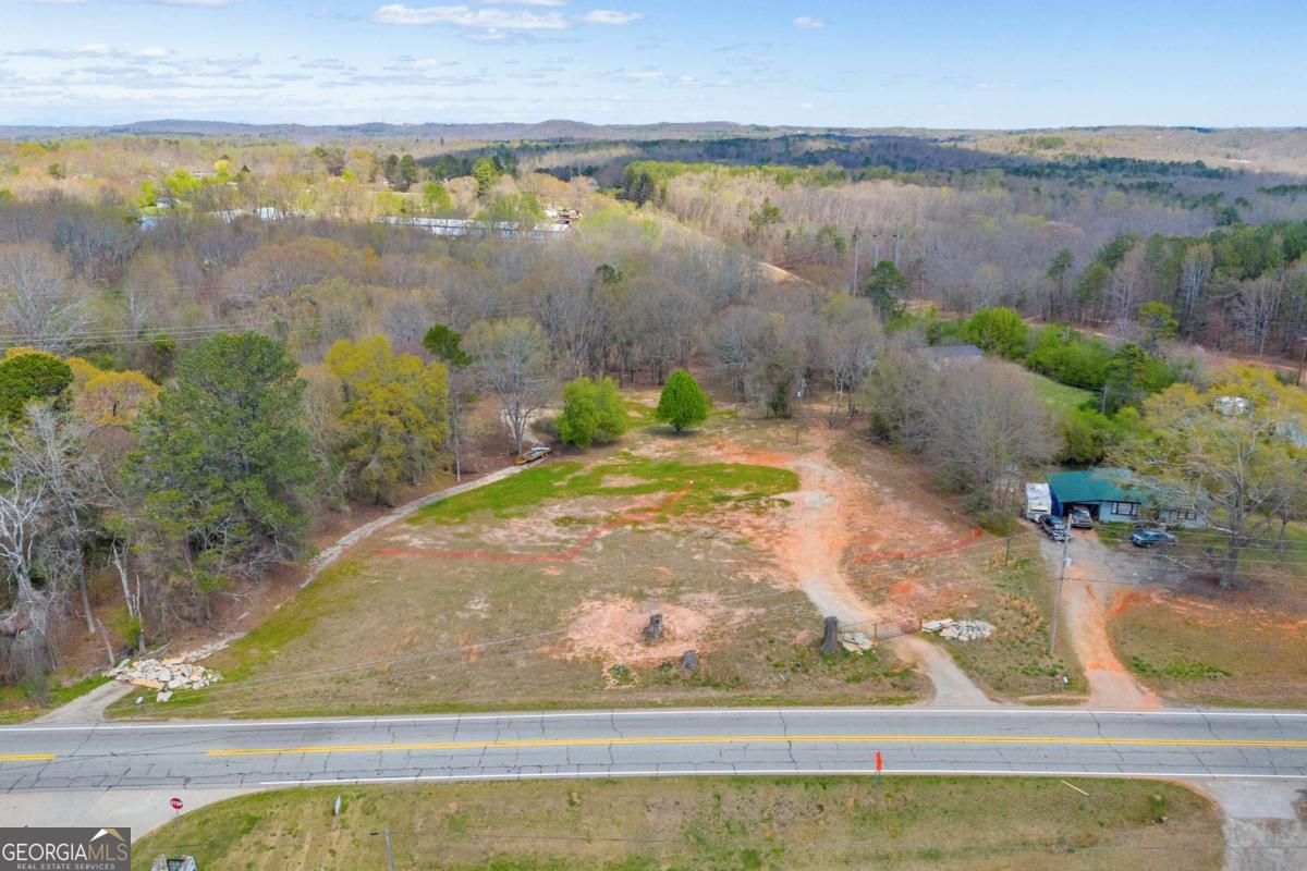 7174 Highway 53 Property Photo 2