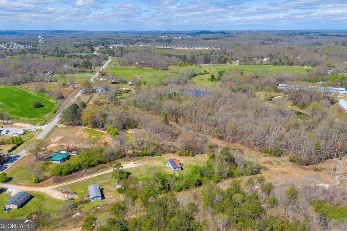 7174 Highway 53 Property Photo 5