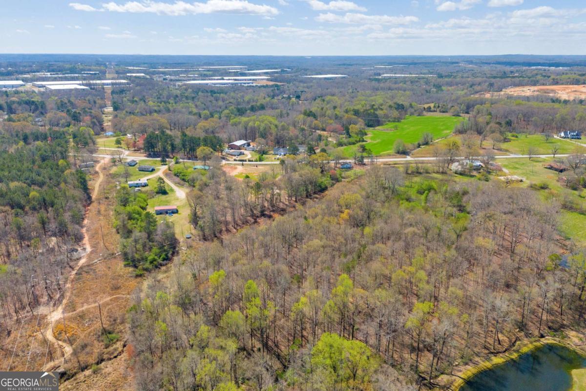 7174 Highway 53 Property Photo 8