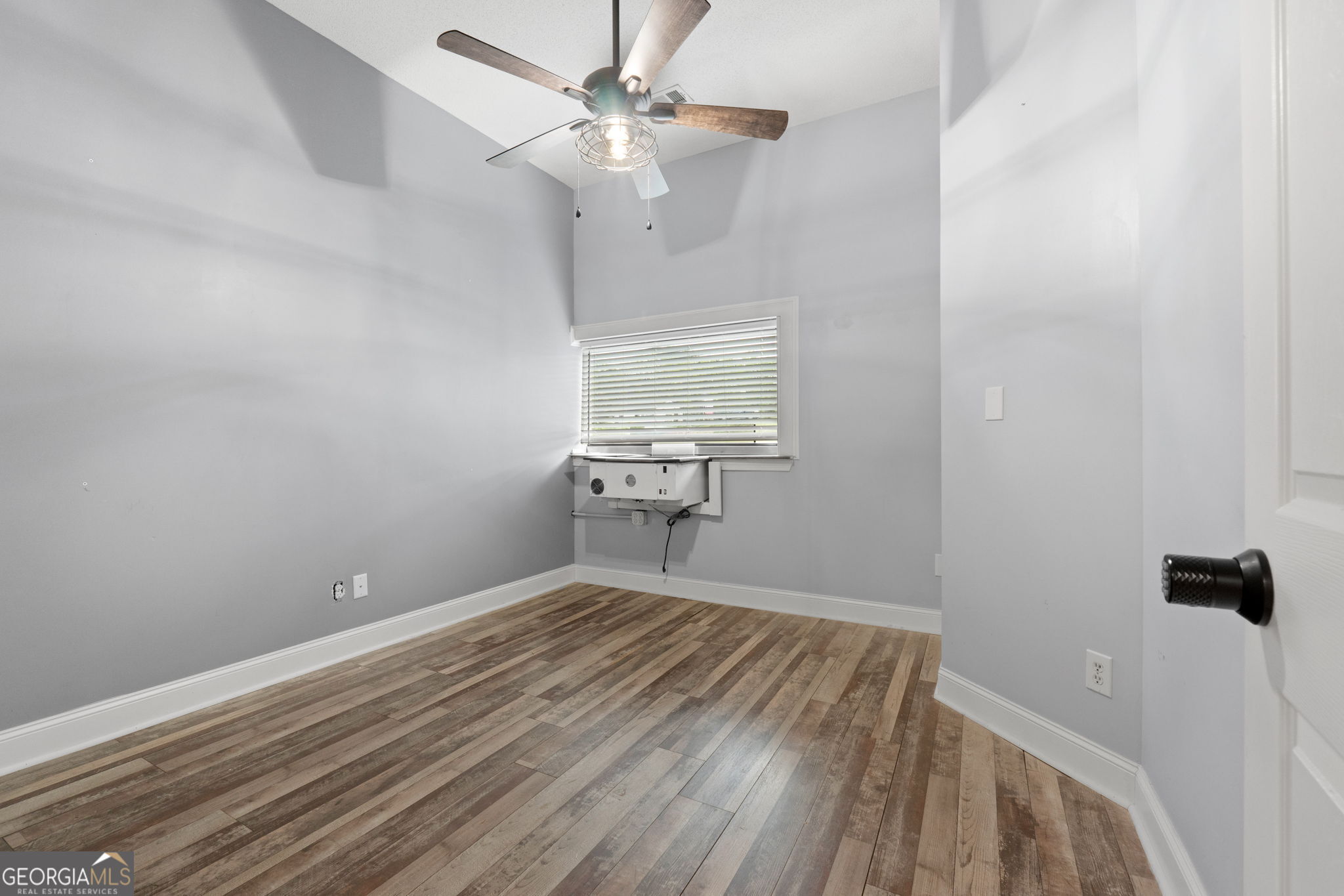 105 N Park Trail Property Photo 25
