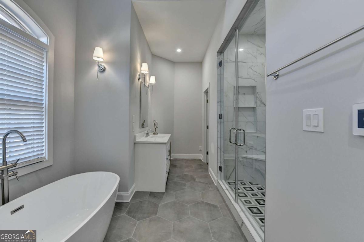 6303 & 6245 Ben Parks Road Property Photo 43