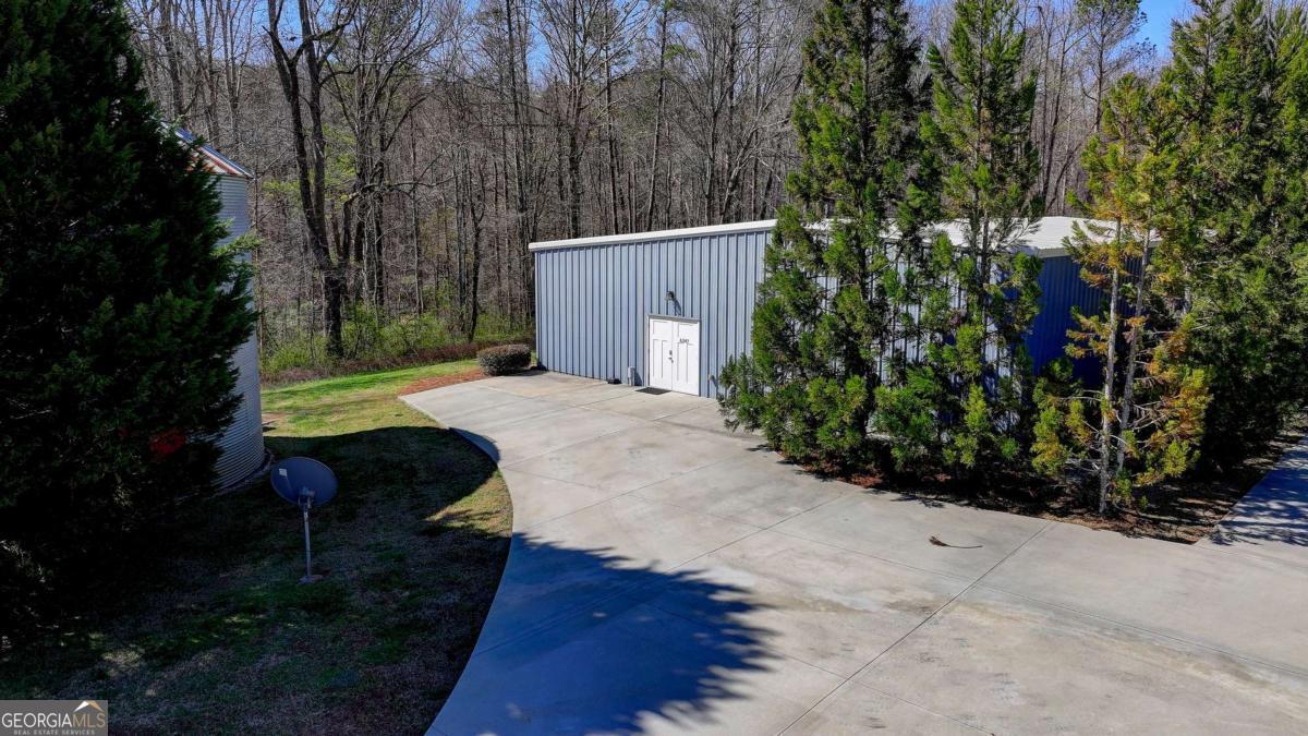 6303 & 6245 Ben Parks Road Property Photo 98