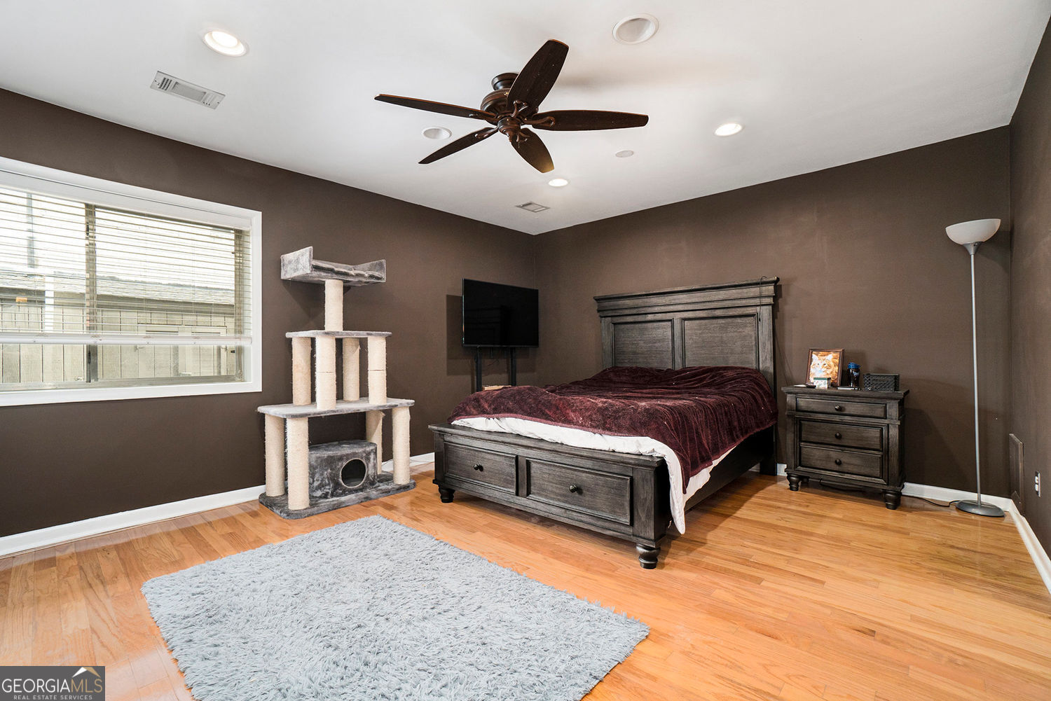 3501 Roswell Road Ne # 211 Property Photo 1