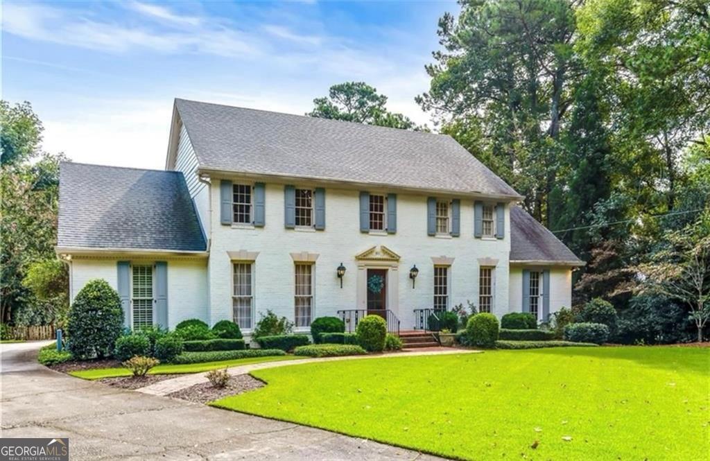 3200 Farmington Property Photo