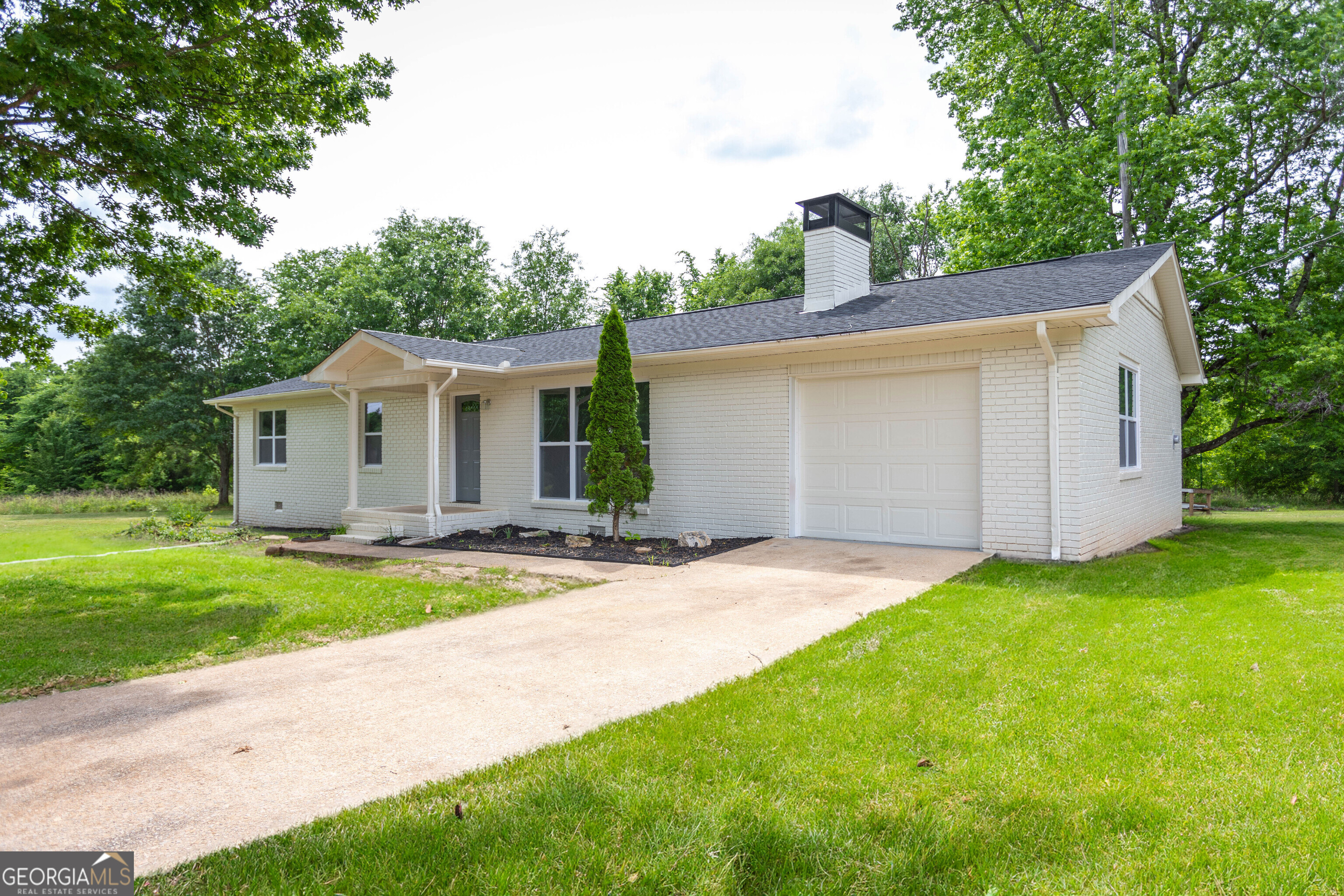 1073 We King Road Property Photo 2