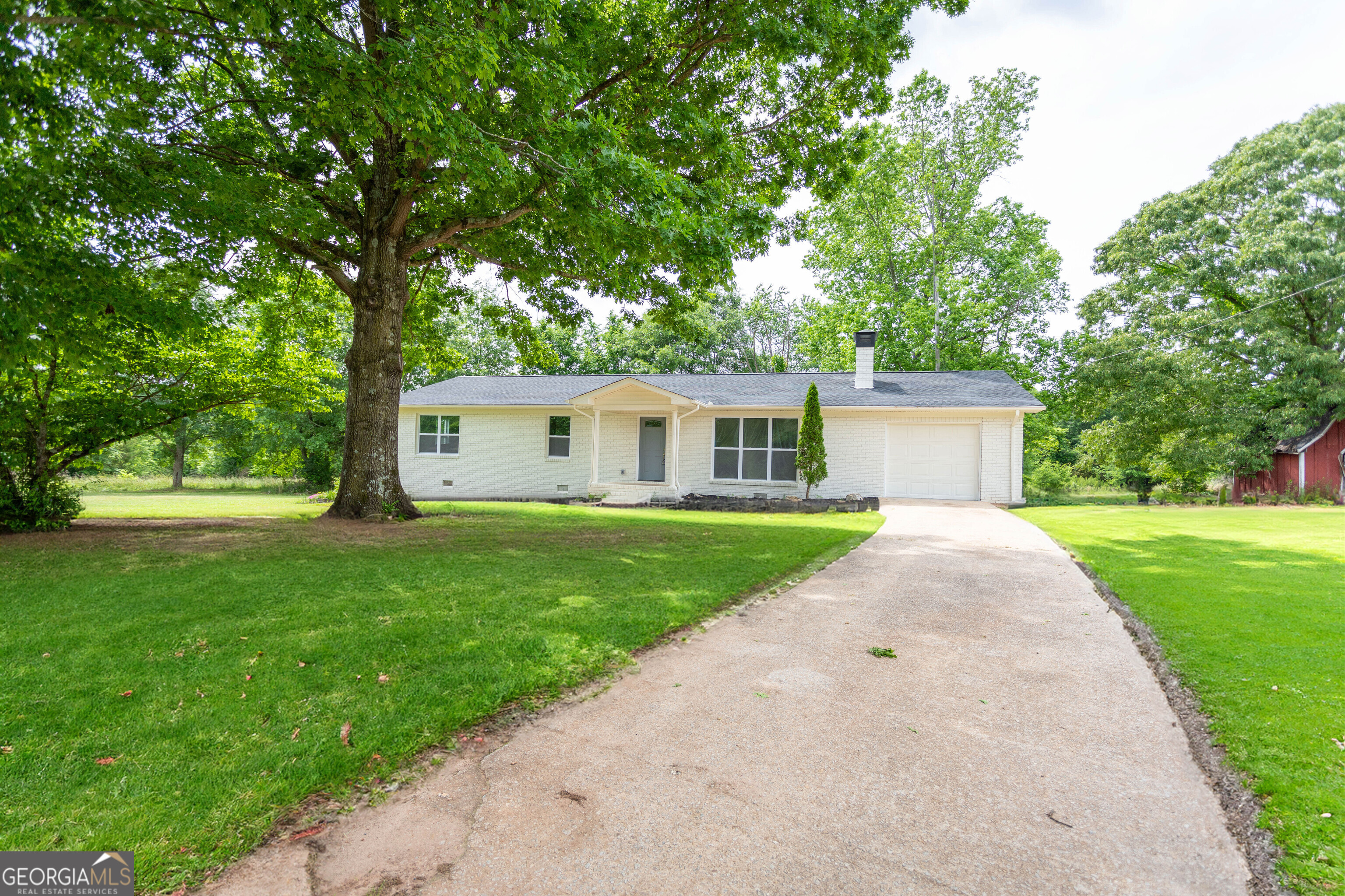 1073 We King Road Property Photo 4