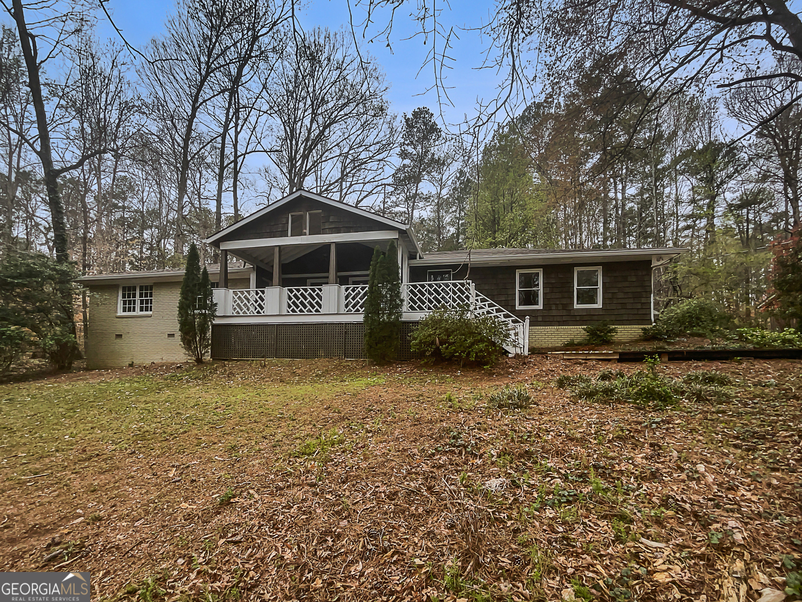 5530 Valley Brook Road Se Property Photo
