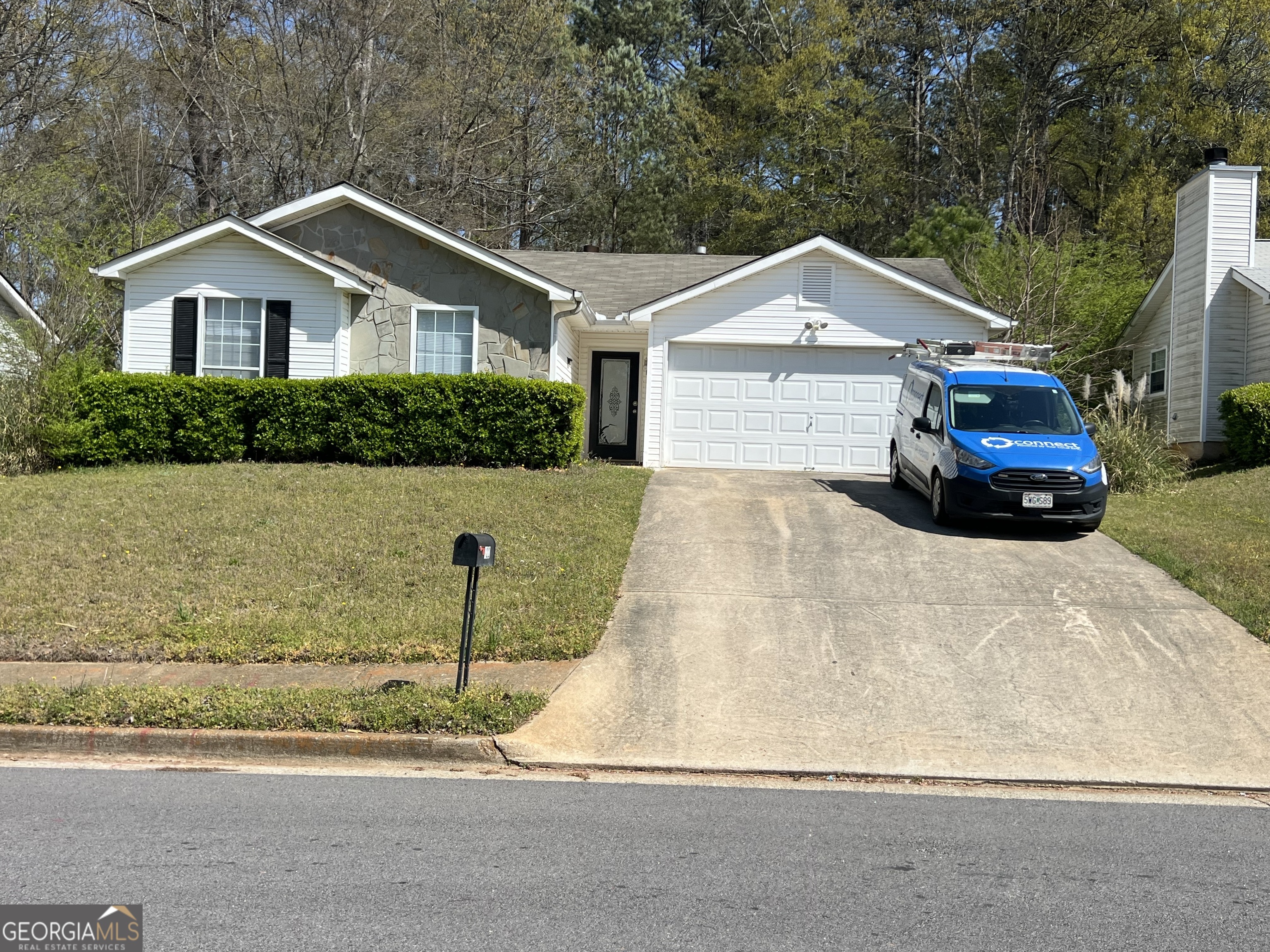 122 Lake Terrace Property Photo 1