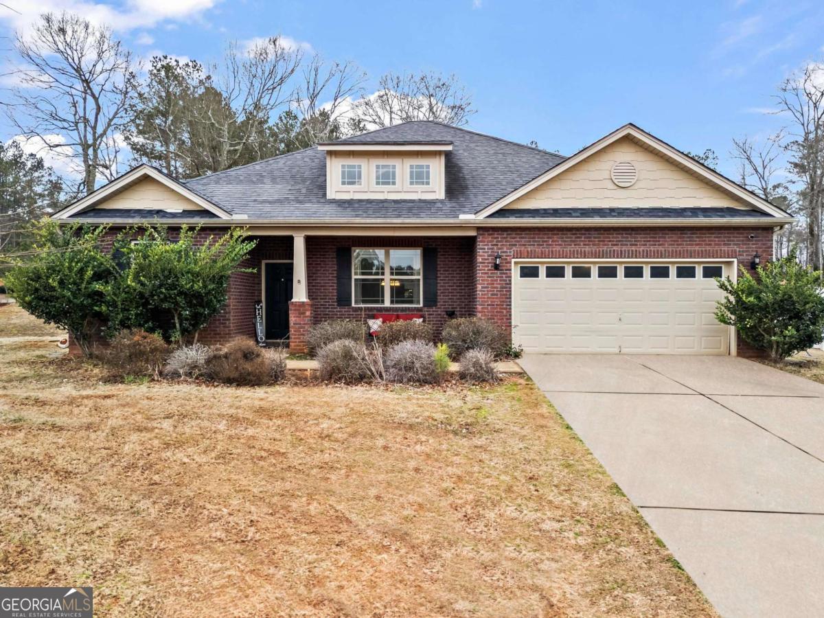 1018 Yorkshire Drive Property Photo