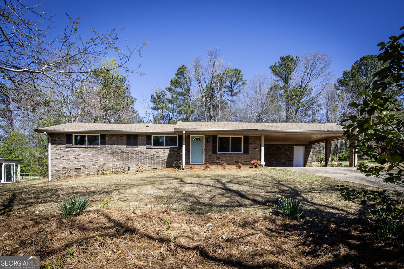 6175 Marilla Street Property Photo