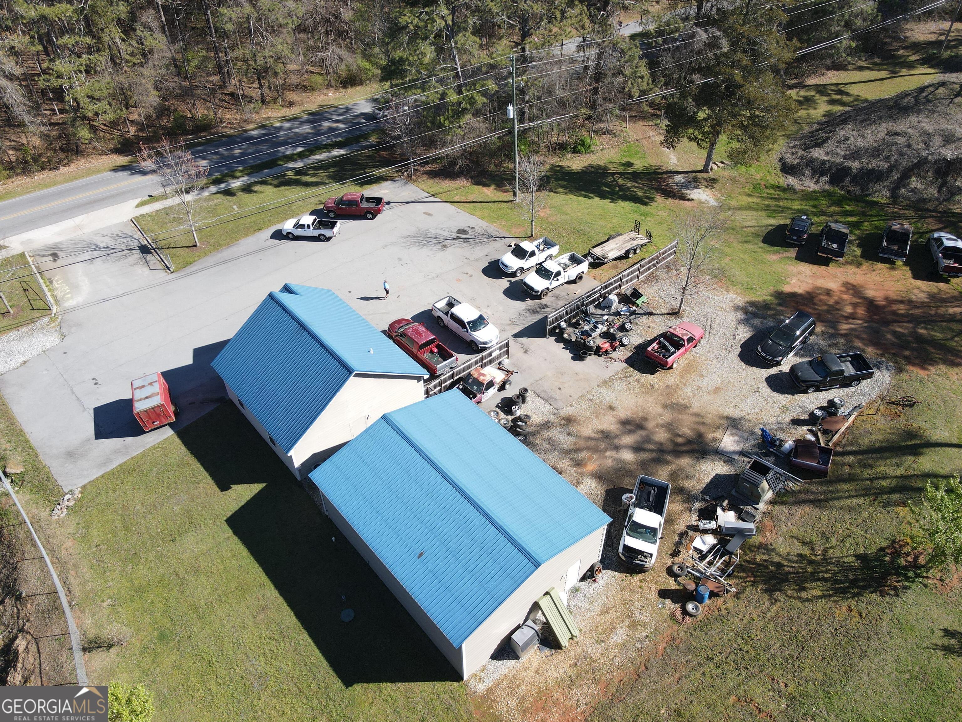 7117 Brown Bridge Road Property Photo 11