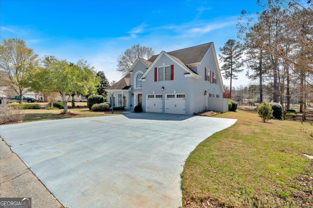 2445 Ridgelake Drive Property Photo 1