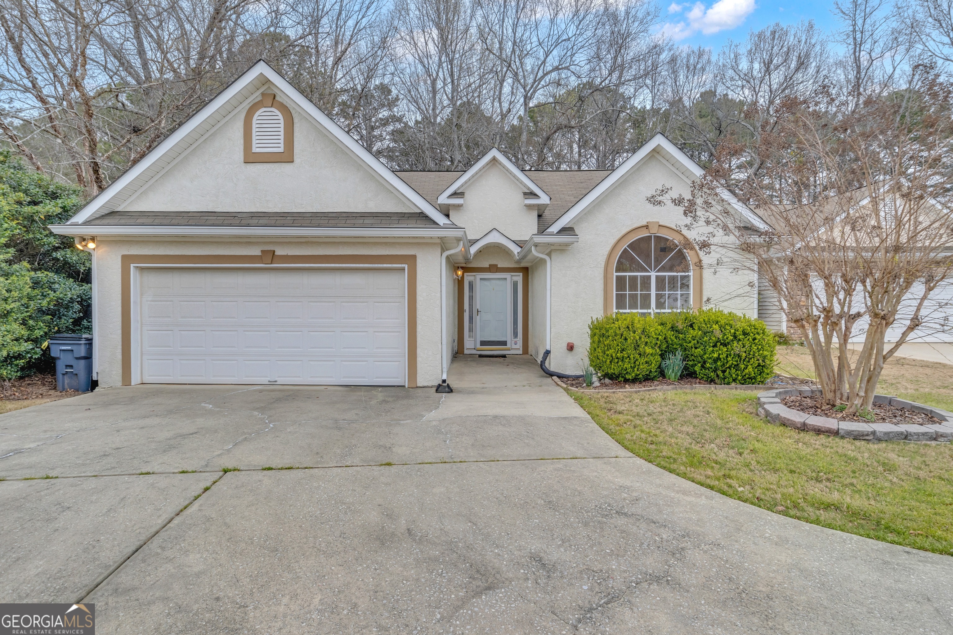 301 Newfield Way Property Photo 1