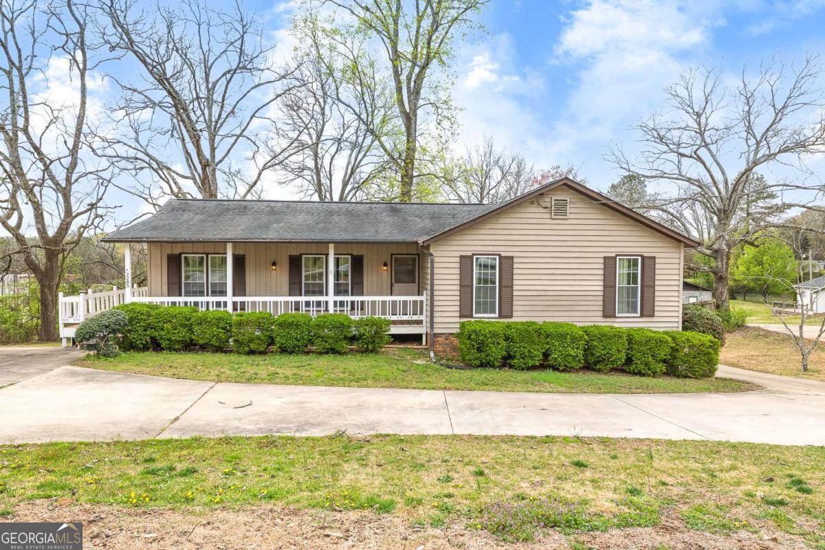 2285 Bascomb Carmel Road Property Photo 1