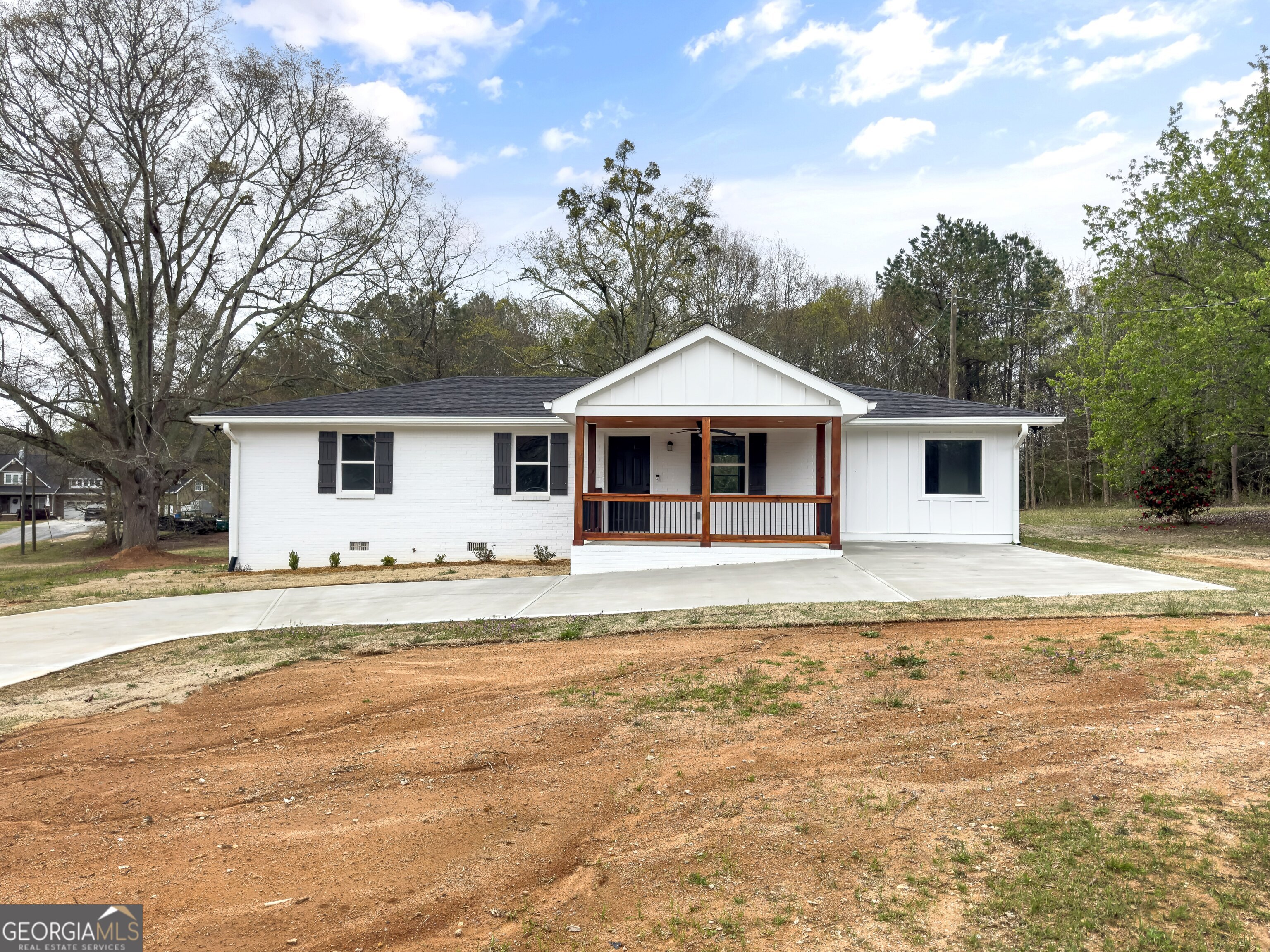 3351 Highway 20 Ne Property Photo 1