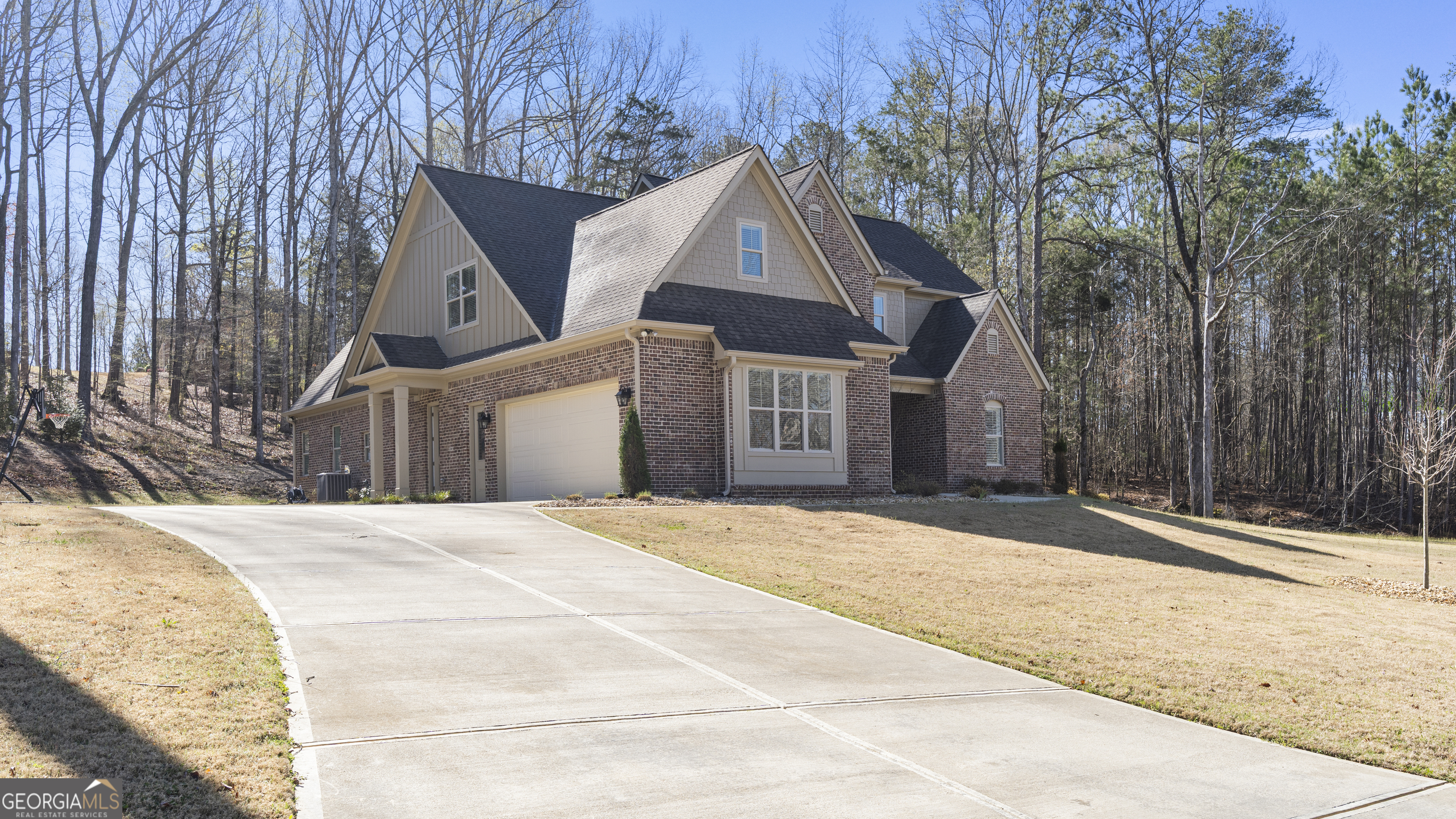 25 Mountain Crest Drive Property Photo 1