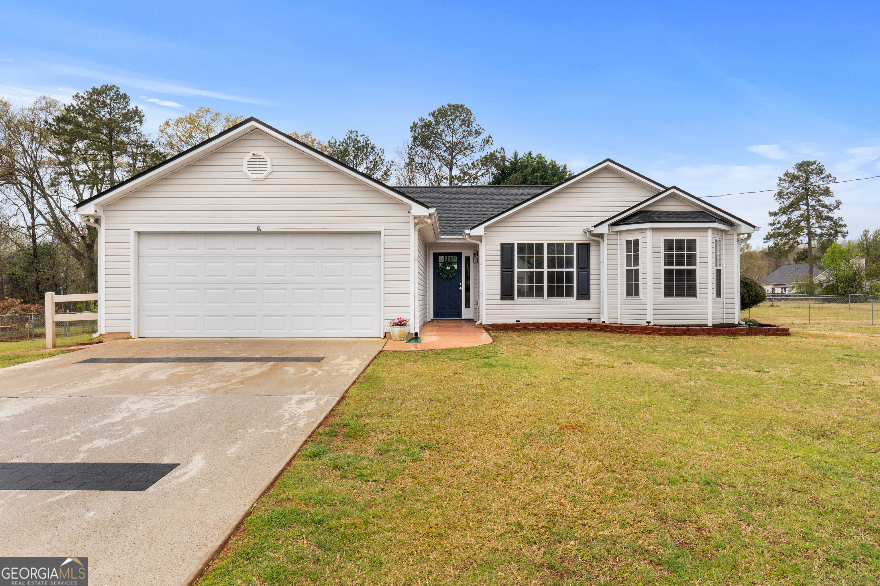 176 Floresta Drive Property Photo 1