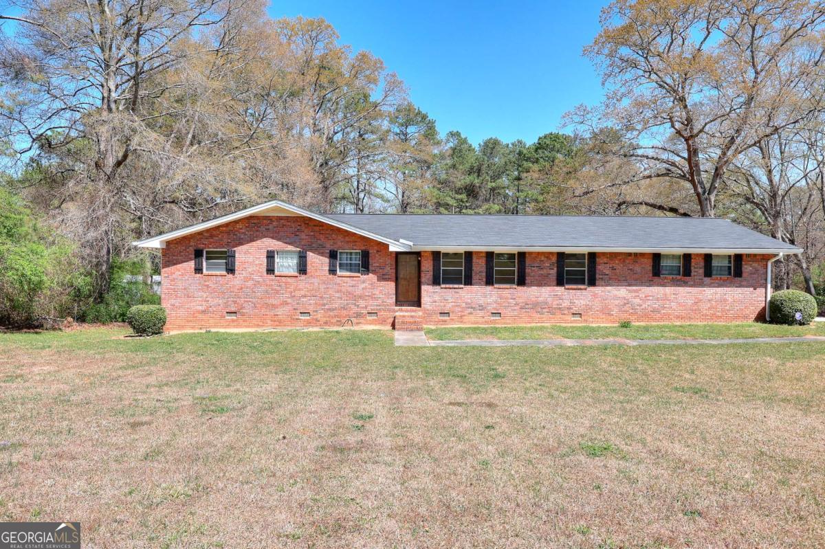 1420 Stephenson Road Property Photo 1