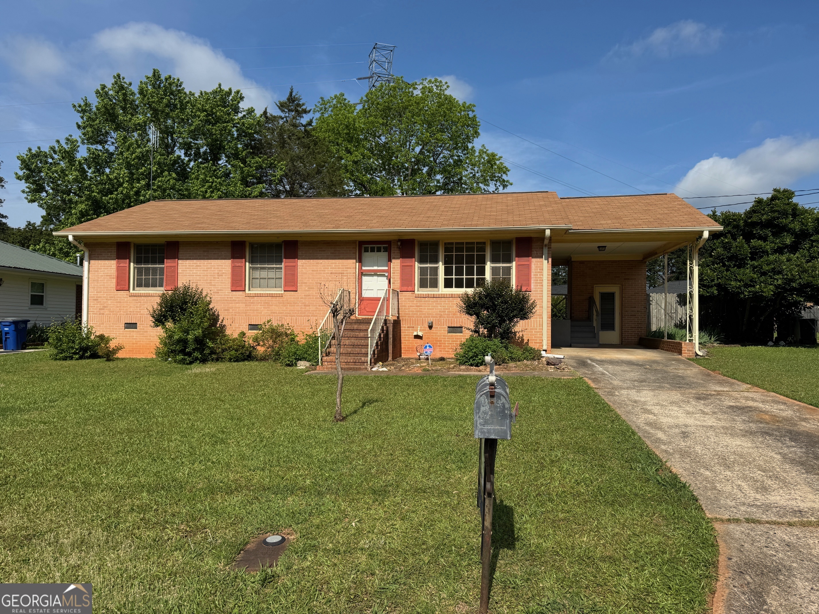 413 Dora Street Property Photo 1