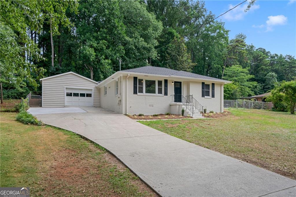 851 Daniell Drive Se Property Photo 1