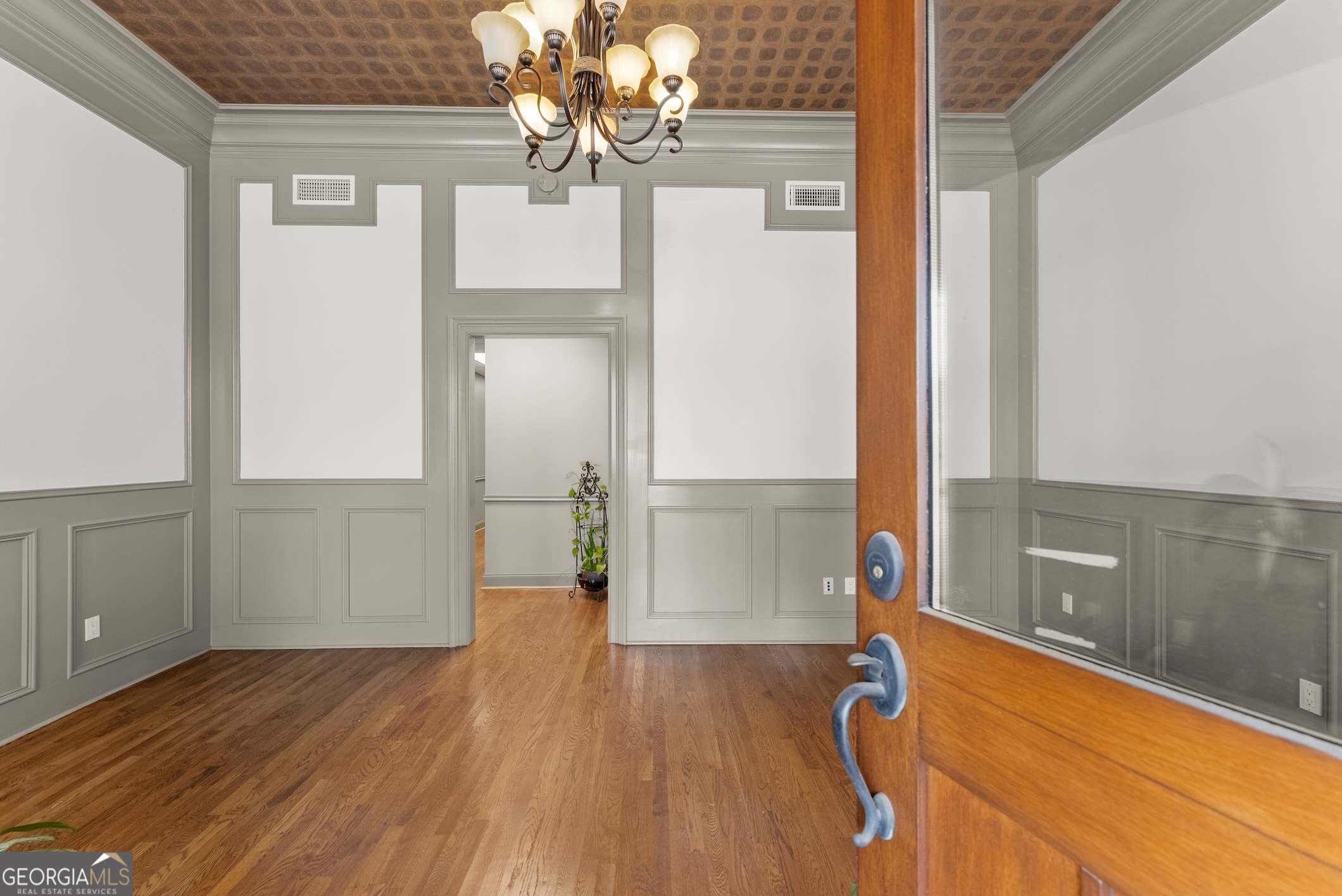 9159 Gillsville Road Property Photo 4