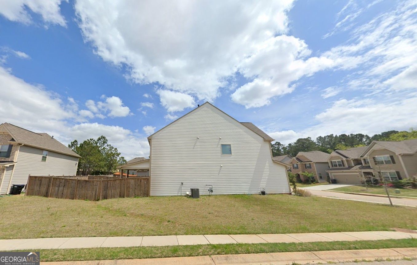 3277 Baylor Circle Property Photo 3