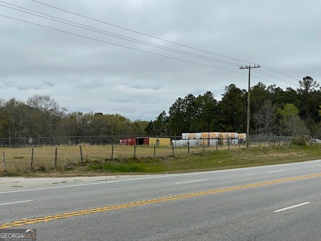 2127 Us Highway 301 S Property Photo 6