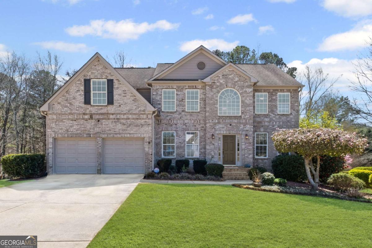 330 Meadowcrest Circle Property Photo 1
