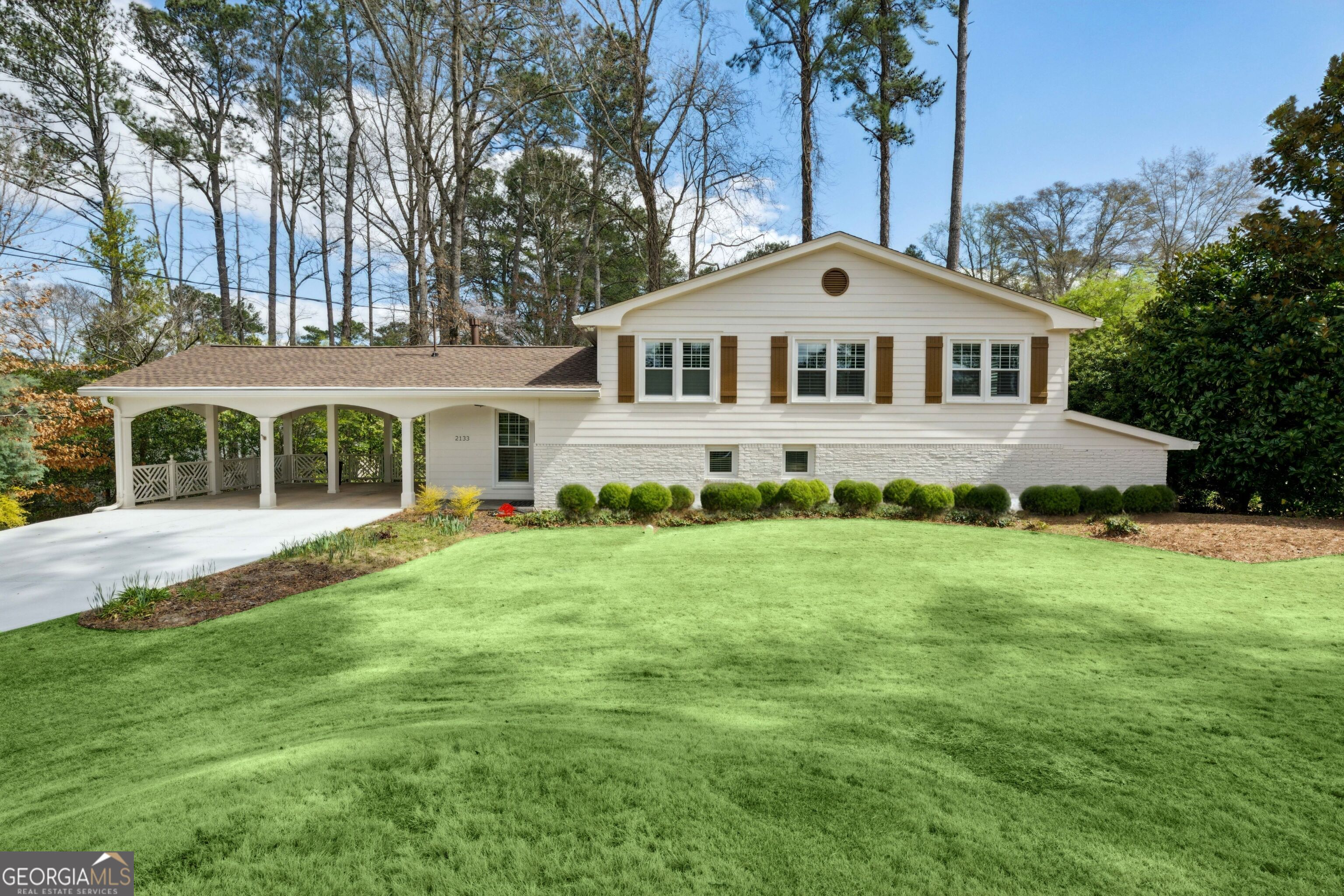 2133 Allaire Lane Ne Property Photo 1