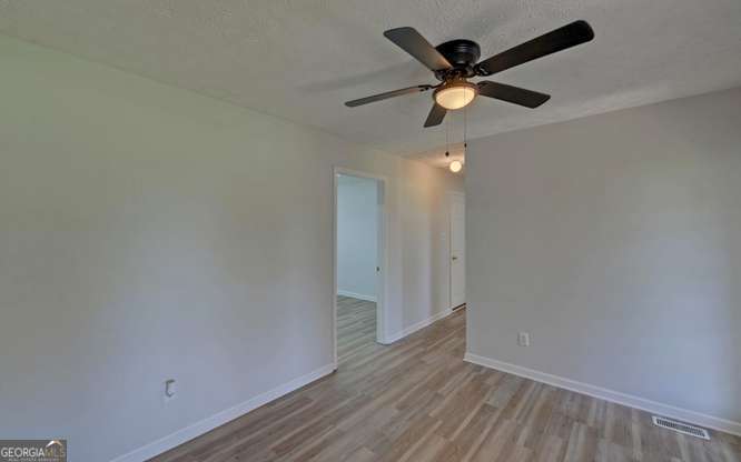 363 Memorial Road Property Photo 12