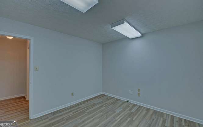 363 Memorial Road Property Photo 15