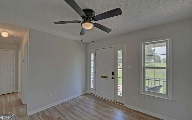 363 Memorial Road Property Photo 17