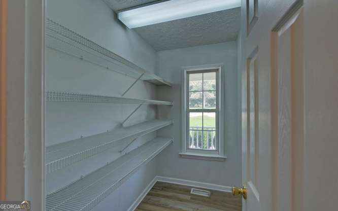 363 Memorial Road Property Photo 20