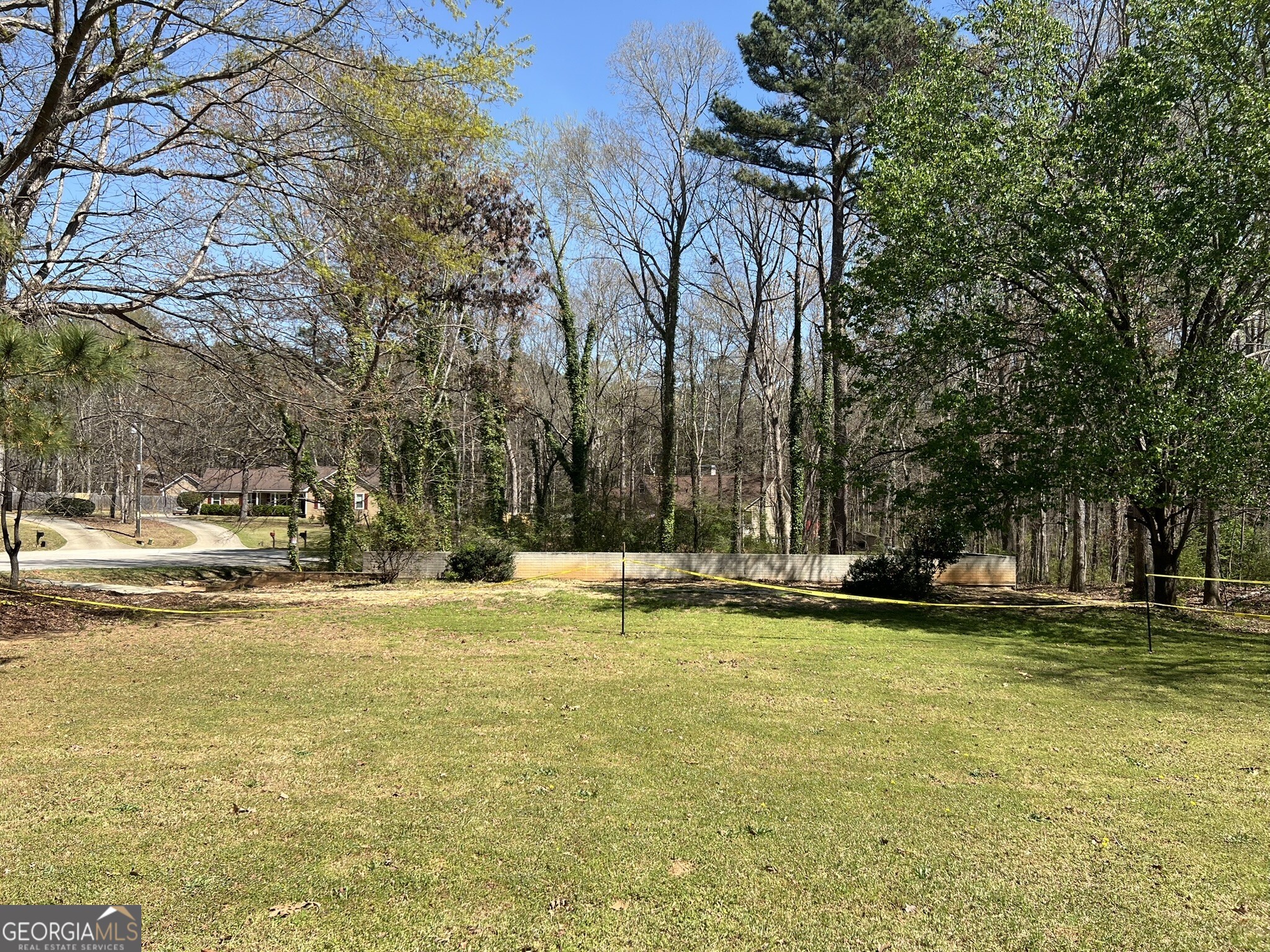 185 Country Lake Drive