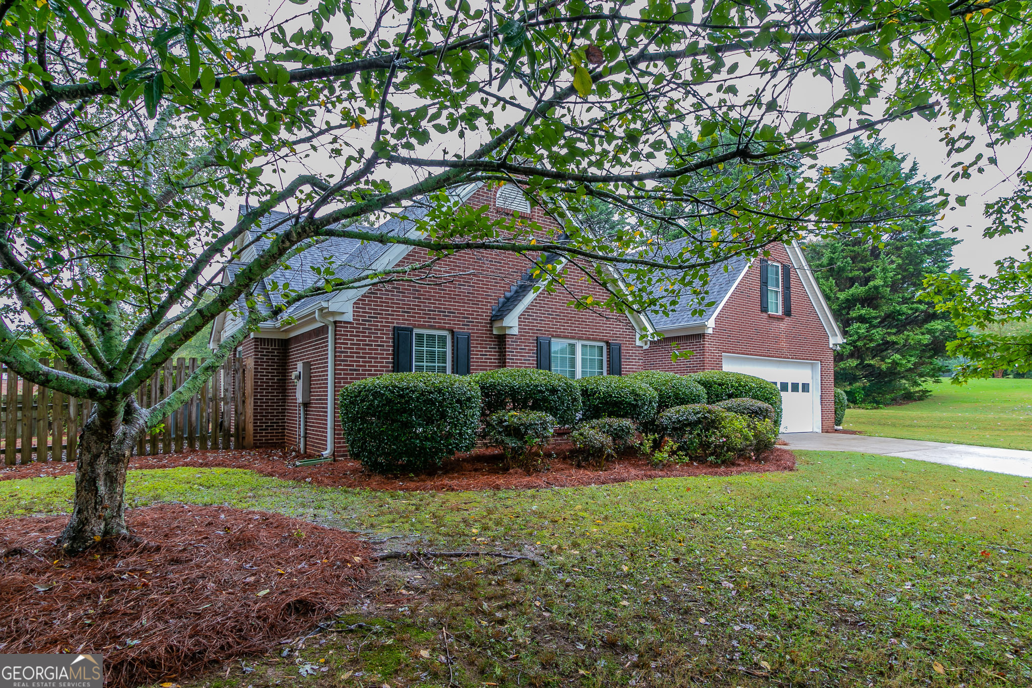 7270 Valley Forest Drive Property Photo 1