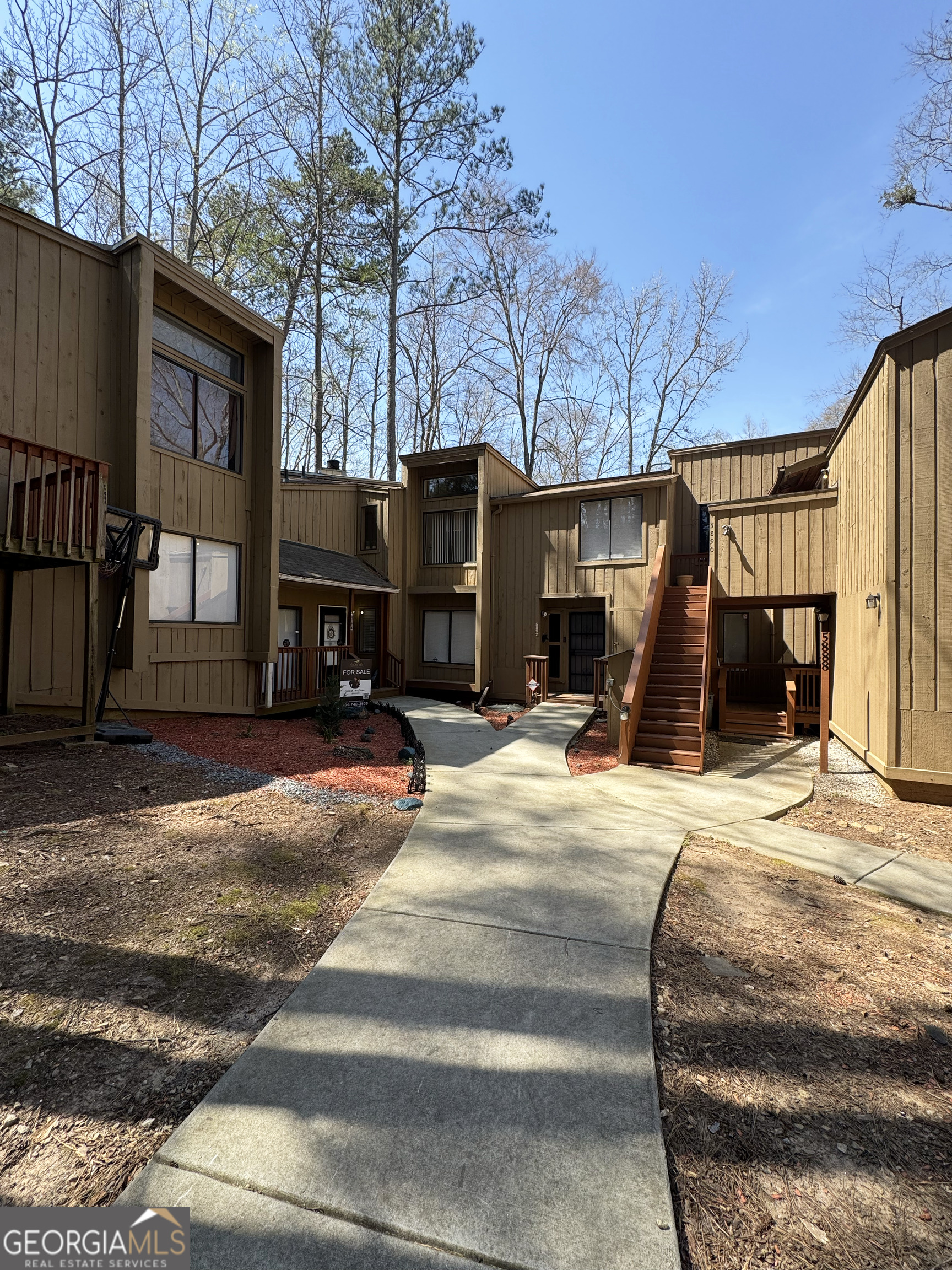 5894 Par Three Court Property Photo 1