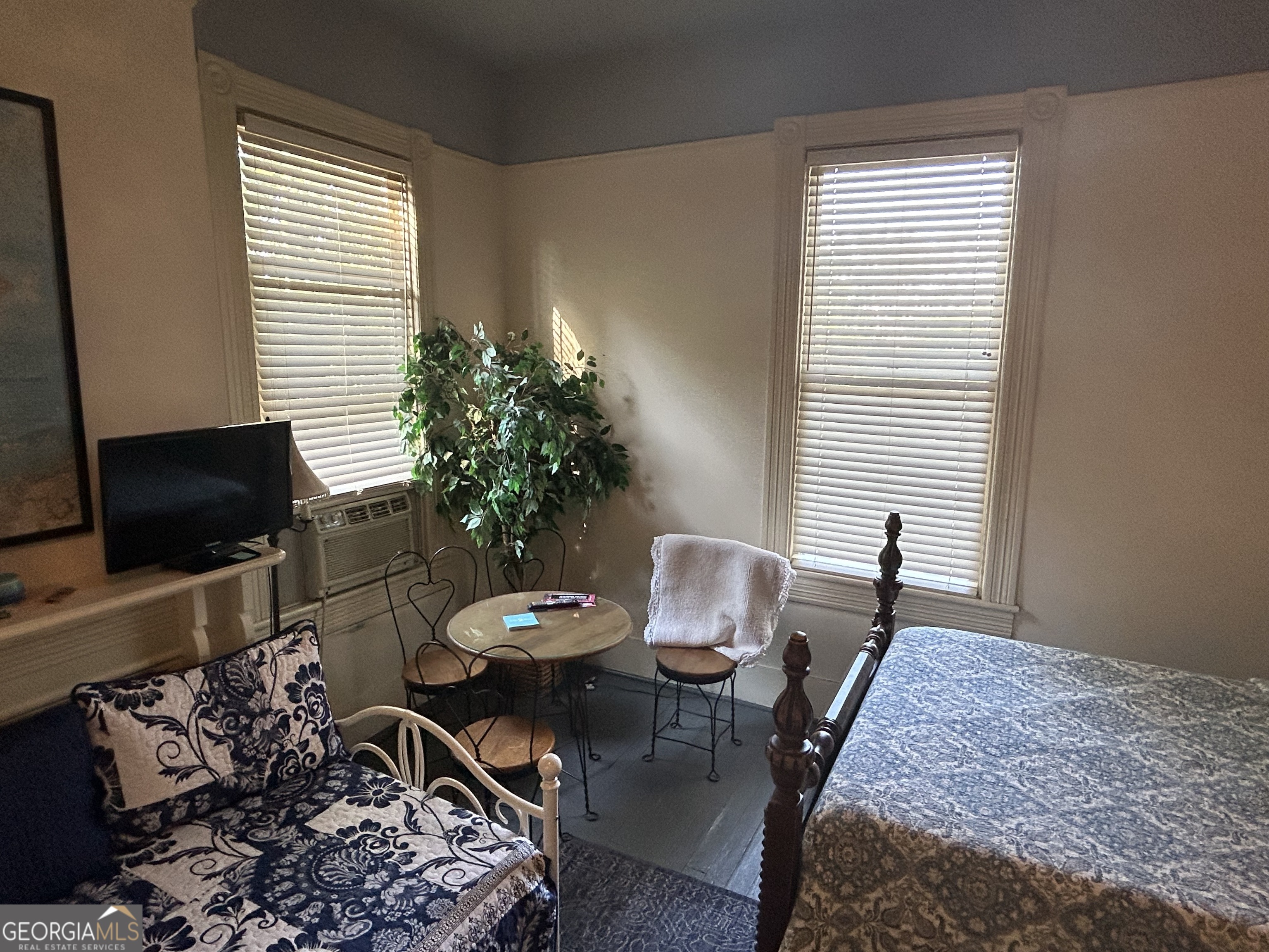 1055 Prince Avenue # A Property Photo 7