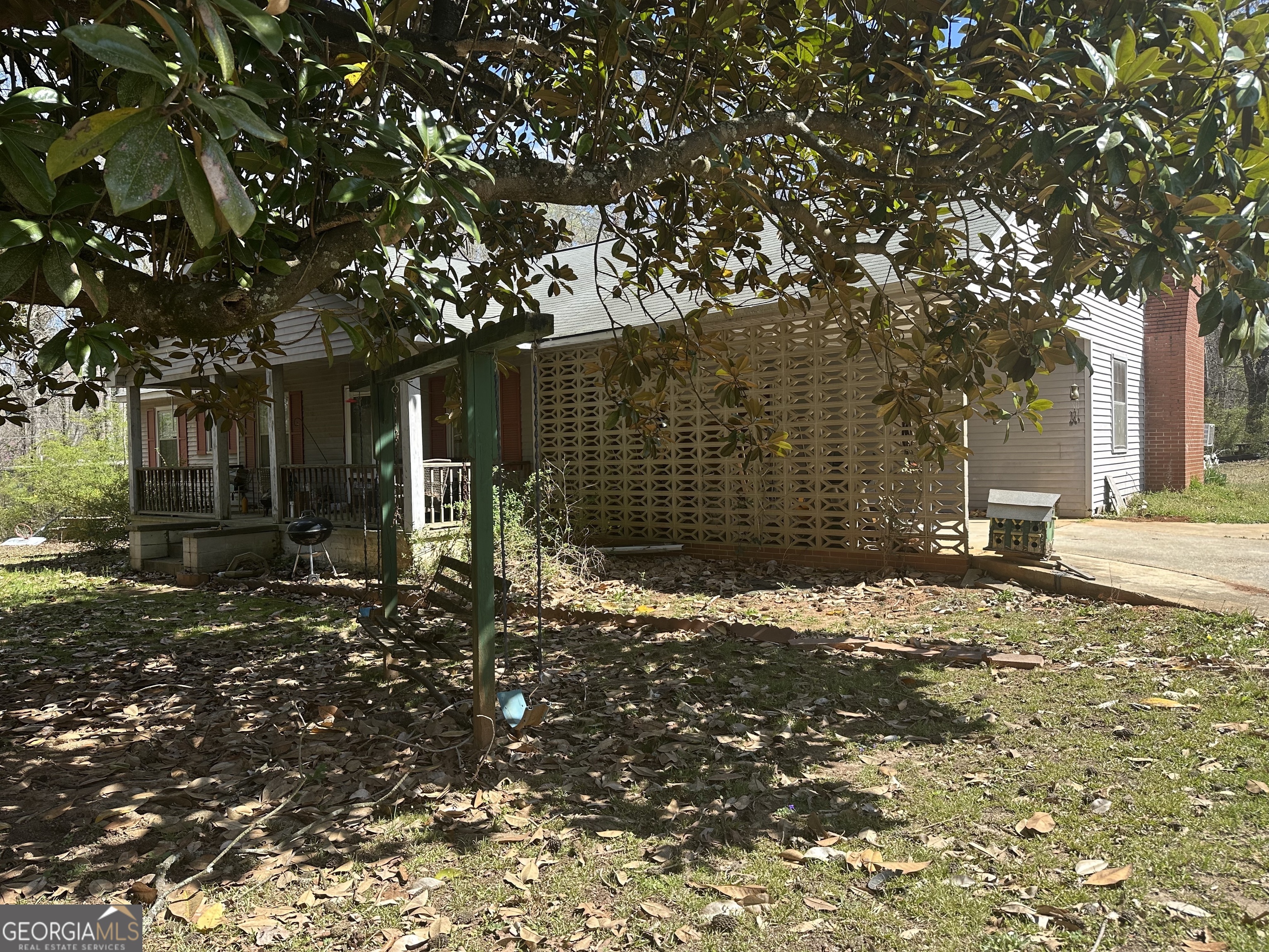 2534 Highway 155 N Property Photo 1