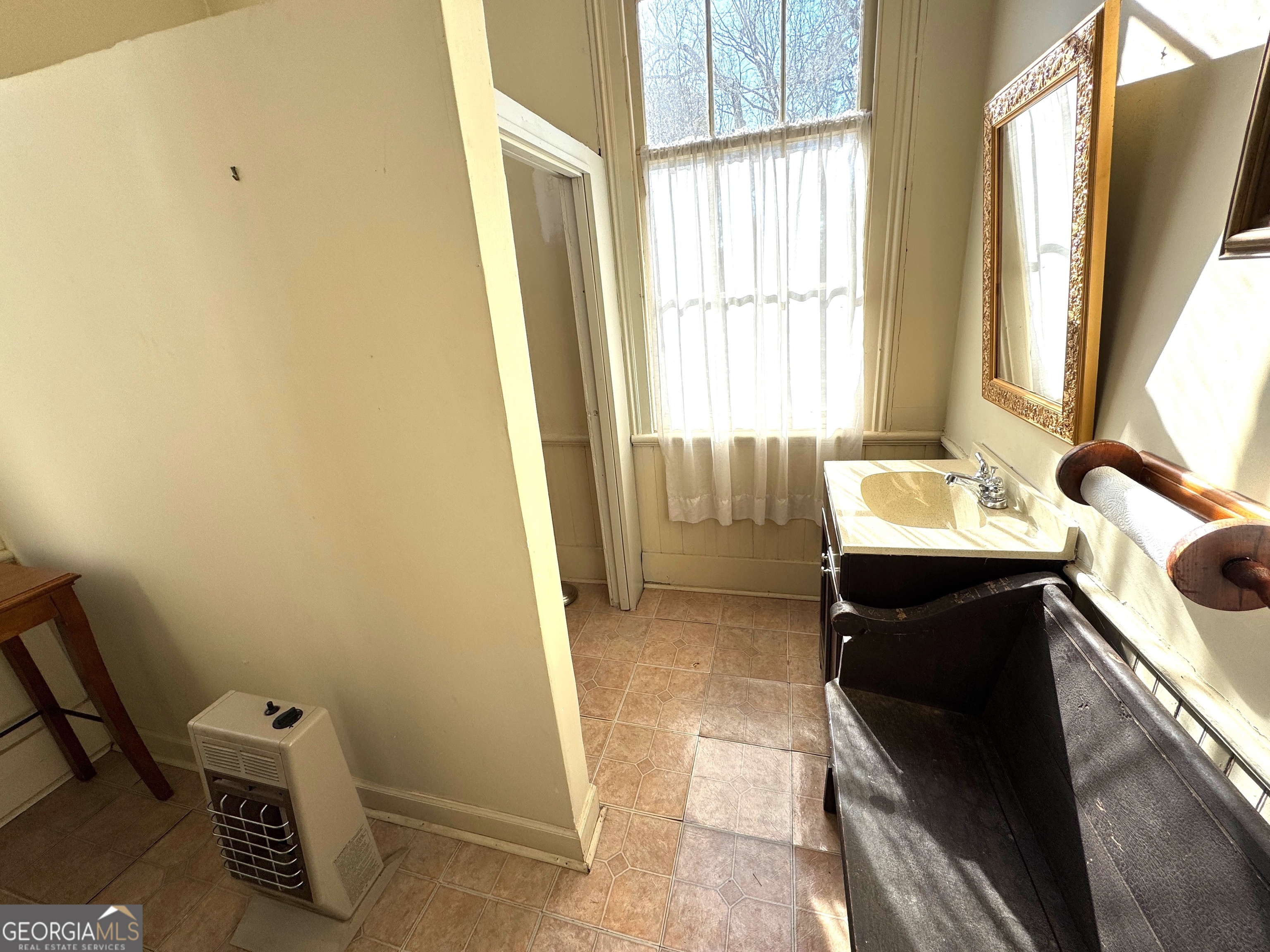407 Fairview Church Road Property Photo 8