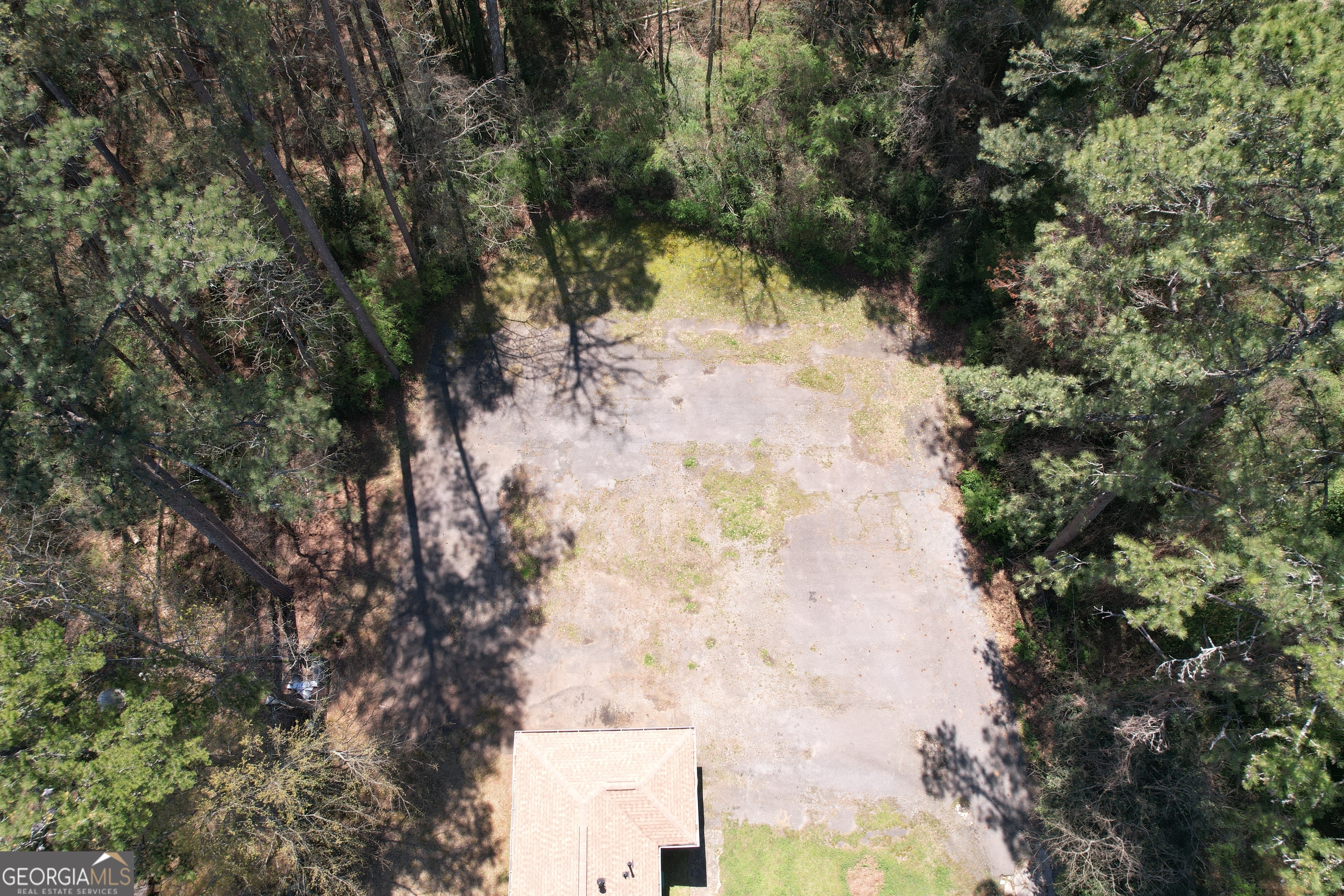 5159 Covington Highway Property Photo 8