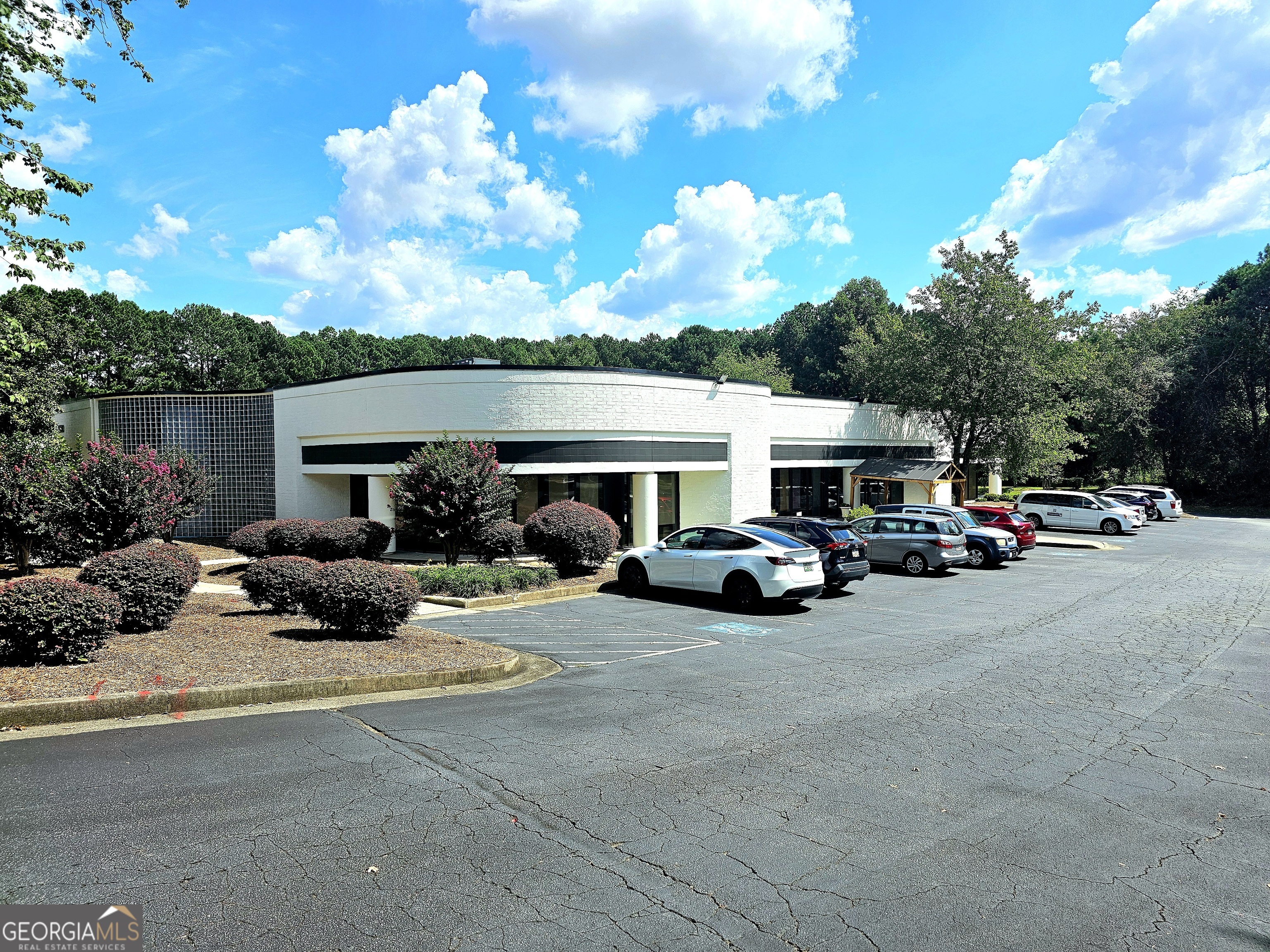 1590 Oakbrook Drive Property Photo 1