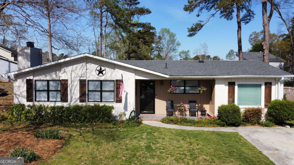 237 Deerfield Lane Property Photo 1
