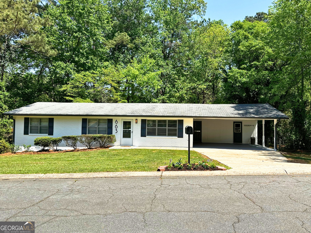 663 Embry Lane Property Photo 1