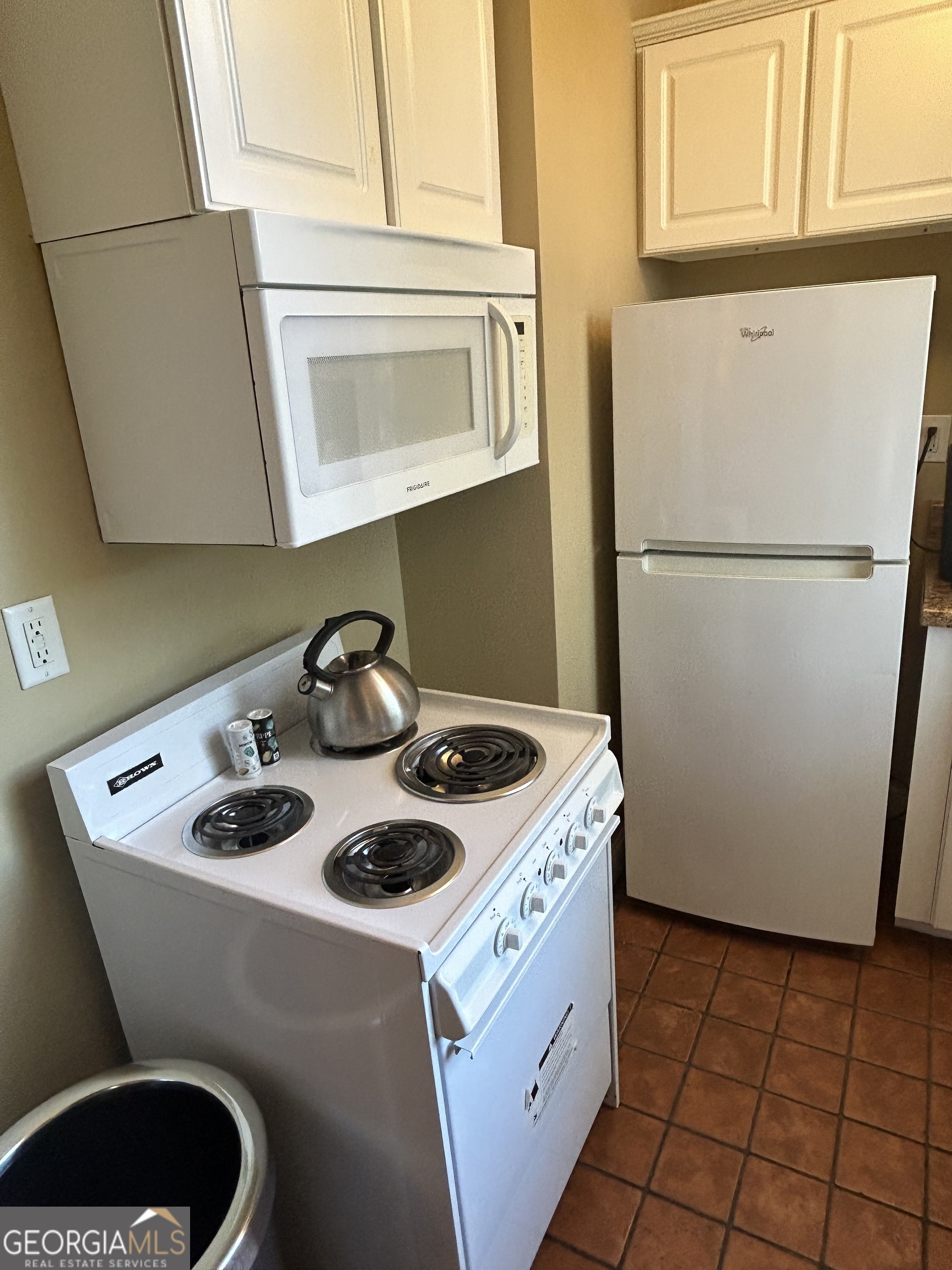 1055 Prince Avenue # B Property Photo 13