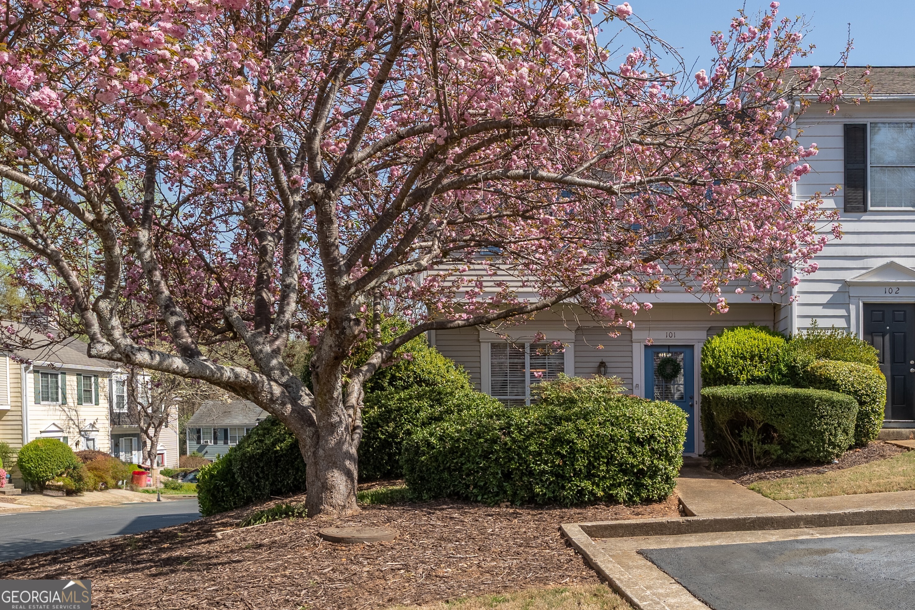 101 Wedgewood Way Property Photo 1