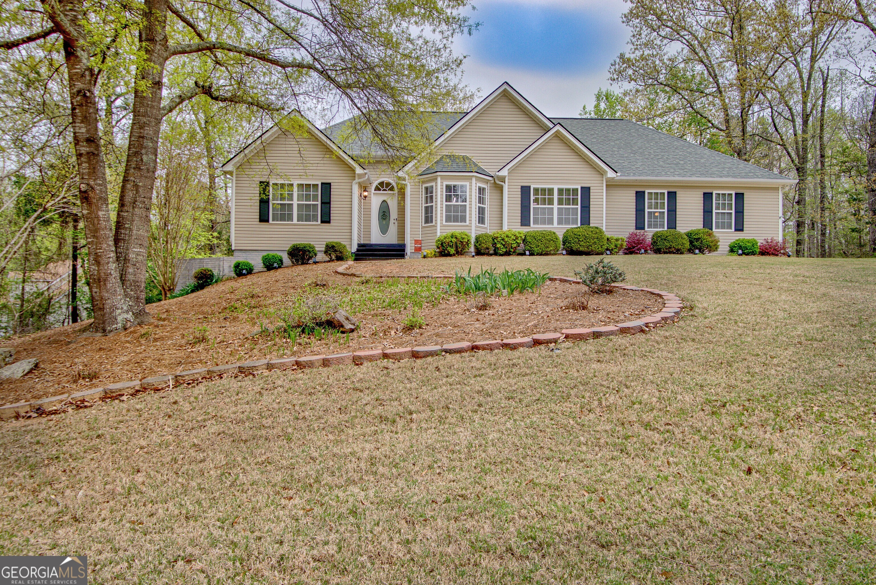 110 Rudders Crossing Property Photo 1