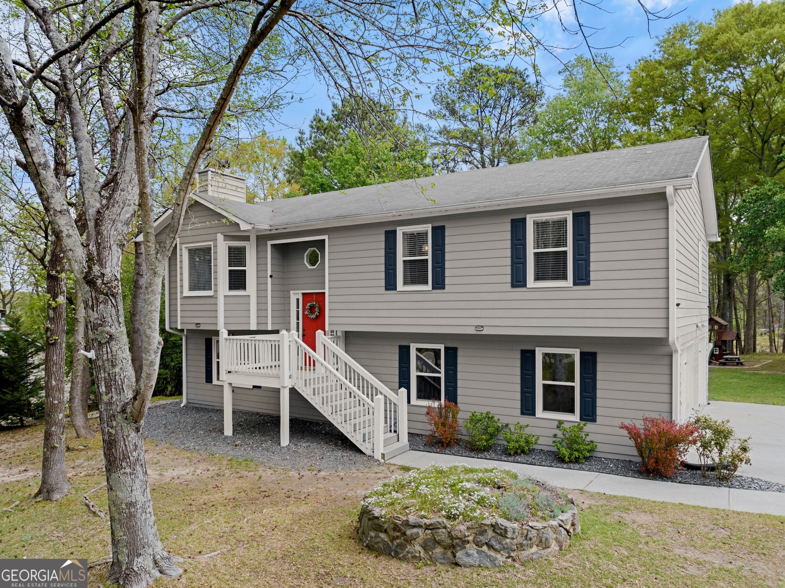 867 Georgetowne Drive Property Photo
